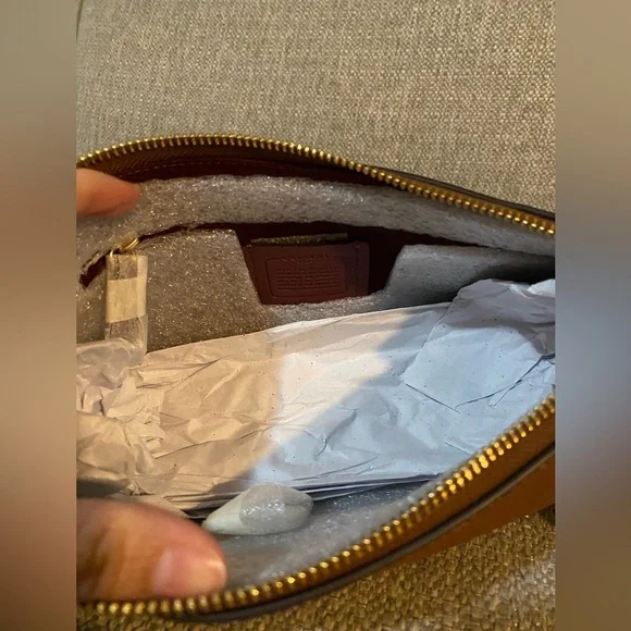 Coach Charlotte crossbody - Picture 3 of 4